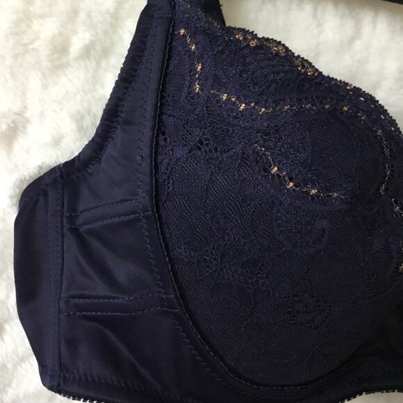 BodiBra Navy Lace Support & Shaping Bra - Picture 3 of 15